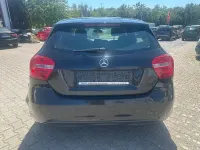 Gebraucht Mercedes A180 109 PS (80 kW) 2015 Schwarz Kleinwagen