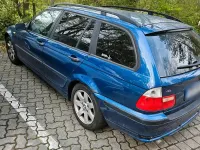 Gebraucht BMW 318 143 PS (105 kW) 2002 Blau Kombi