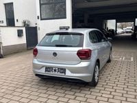 Gebraucht VW Polo Comfortline 95 PS (69 kW) 2021 Silber Kleinwagen