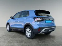 Gebraucht VW T-Cross Basis 95 PS (69 kW) 2025 Clear blue metallic SUV