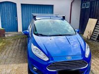 Gebraucht Ford Fiesta 101 PS (74 kW) 2013 Blau Kleinwagen