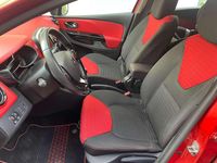 Gebraucht Renault Clio GrandTour 90 PS (66 kW) 2013 Rot Kombi