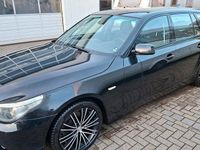 Gebraucht BMW 525 177 PS (130 kW) 2006 Schwarz Kombi
