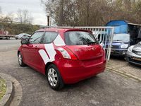 Gebraucht Suzuki Swift Comfort 94 PS (69 kW) 2011 Rot Kleinwagen