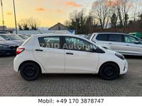 Gebraucht Toyota Yaris Basis 72 PS (52 kW) 2018 Weiß Kleinwagen