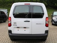 gebraucht Toyota Proace City 1.5 EU6d L2 verbl. 4-tür 1,5 D-4D 102 PS Meister Navi Parksensoren vorne und hinten Tagfahrlicht