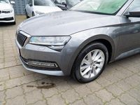 Gebraucht Skoda Superb Style 150 PS (110 kW) 2024 Grau Kombi