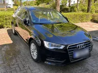 Gebraucht Audi A3 Ambiente 125 PS (91 kW) 2015 Schwarz Limousine