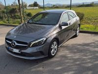 Gebraucht Mercedes A180 122 PS (89 kW) 2016 Silber Limousine
