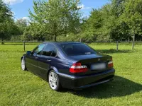 Gebraucht BMW 320 150 PS (110 kW) 2006 Blau Limousine