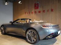 Gebraucht Aston Martin DB12 680 PS (500 kW) 2024 Magnetic silver Cabrio