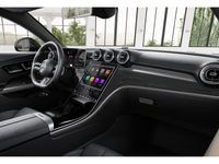 Gebraucht Mercedes E300 AMG 204 PS (150 kW) 2025 Weiss / polarweiß Coupé