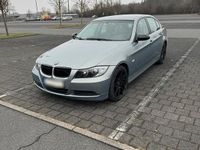 Gebraucht BMW 325 218 PS (160 kW) 2006 Grau Limousine