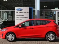 Gebraucht Ford Fiesta Cool & Connect 101 PS (74 kW) 2022 Rot Limousine