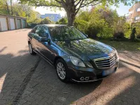 Gebraucht Mercedes E220 170 PS (125 kW) 2010 Grau Limousine