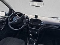 Gebraucht Ford Fiesta Titanium 155 PS (114 kW) 2018 Weiß (frostweiß) Kleinwagen