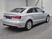 Gebraucht Audi A3 Comfort 140 PS (102 kW) 2014 Silber Limousine