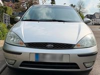 Usata Ford Focus 101 CV (74 kW) 2004 Argento Utilitaria