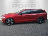 Gebraucht Volvo V60 Plus 197 PS (144 kW) 2025 Rot Kombi