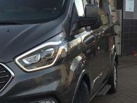 Gebraucht Ford Tourneo Custom Titanium 170 PS (125 kW) 2019 Grau Van