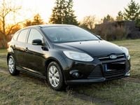 Gebraucht Ford Focus Trend 116 PS (85 kW) 2011 Schwarz Limousine