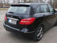 Gebraucht Mercedes B180 109 PS (80 kW) 2012 Schwarz Van / Kleinbus