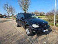 Gebraucht Mercedes ML430 272 PS (200 kW) 2000 Schwarz SUV