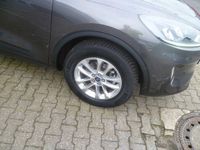 Gebraucht Ford Kuga Titanium 152 PS (111 kW) 2021 Grau SUV