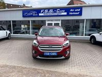 Gebraucht Ford Kuga Titanium 150 PS (110 kW) 2019 Rot SUV