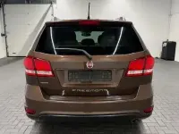 Gebraucht Fiat Freemont Lounge 170 PS (125 kW) 2013 Braun met. SUV