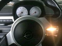 gebraucht Opel Speedster silber Schaltgetriebe 147 HP