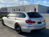 gebraucht BMW 520 d Touring M-Paket ab Werk Panorama Navi Profe