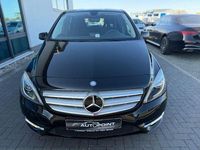 Gebraucht Mercedes B180 109 PS (80 kW) 2012 Schwarz Van / Kleinbus