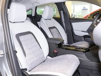 Gebraucht Citroën C4 145 PS (106 kW) 2025 Grau Limousine