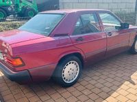 Gebraucht Mercedes 190 109 PS (80 kW) 1991 Rot Limousine