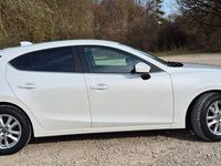 Gebraucht Mazda 3 Center-Line 120 PS (88 kW) 2015 Weiß Limousine