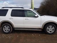 Gebraucht Ford Explorer 157 PS (115 kW) 2011 Weiß SUV