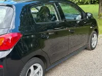 Gebraucht Mitsubishi Space Star Basis 71 PS (52 kW) 2019 Schwarz Kleinwagen