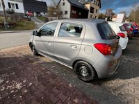 Gebraucht Mitsubishi Space Star Edition 71 PS (52 kW) 2016 Grau Limousine