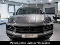 Gebraucht Porsche Cayenne 470 PS (345 kW) 2024 Quarzitgrau SUV
