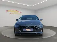 Gebraucht Hyundai i20 Select 84 PS (61 kW) 2022 Grau Kleinwagen