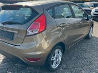 Gebraucht Ford Fiesta Titanium 75 PS (55 kW) 2014 Braun Limousine