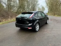 Gebraucht Ford Focus 109 PS (80 kW) 2010 Schwarz Limousine