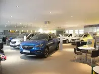 Gebraucht Opel Astra 131 PS (96 kW) 2025 Schwarz Kleinwagen