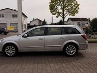Usata Opel Astra 105 CV (77 kW) 2005 Argento Station wagon