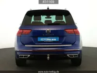 Gebraucht VW Tiguan R-line 150 PS (110 kW) 2022 Lapiz blue metallic SUV