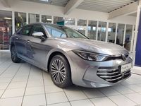 Gebraucht VW Passat Elegance 150 PS (110 kW) 2024 Grau Kombi