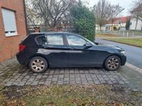 Gebraucht BMW 114 102 PS (75 kW) 2013 Schwarz Kleinwagen