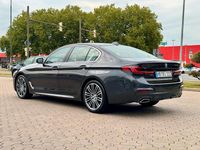 Gebraucht BMW 520 M Sport 190 PS (139 kW) 2023 Grau Limousine