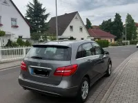 Gebraucht Mercedes B180 122 PS (89 kW) 2011 Grau Kleinwagen